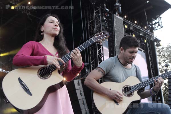 RODRIGO Y GABRIELA - 2015-08-28 - SAINT CLOUD - Domaine National - Grande Scene - 